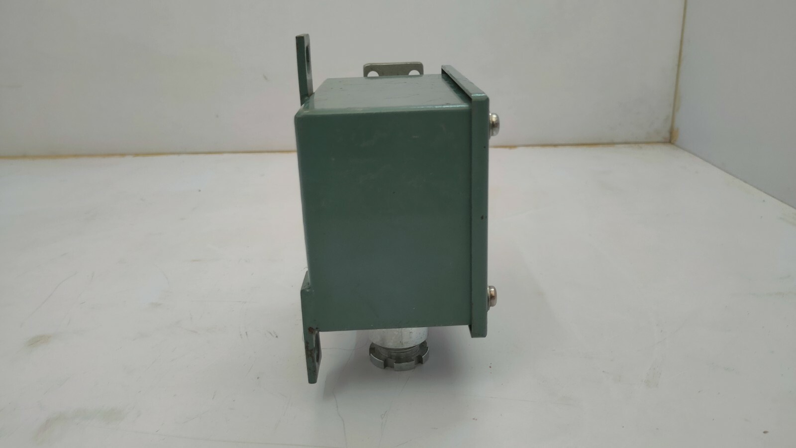 Shimadzu FA-4A-M2 Oil Flow Alarm