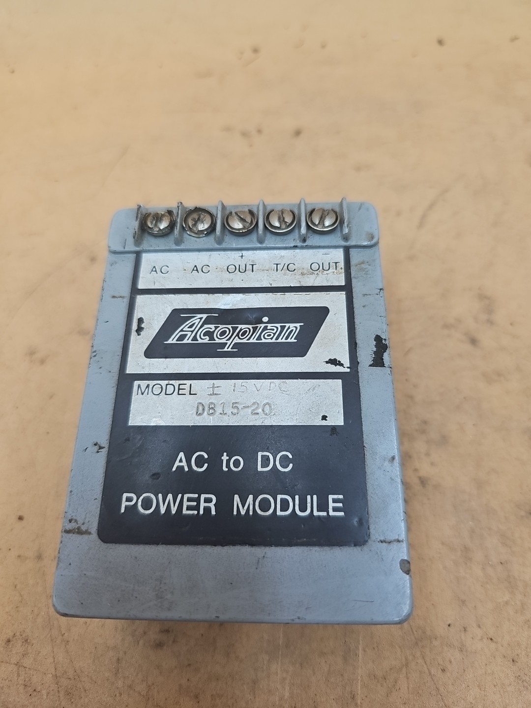 Acopian DB15-20 Power Module AC-DC dual tracking outputs, +_15V, .2A