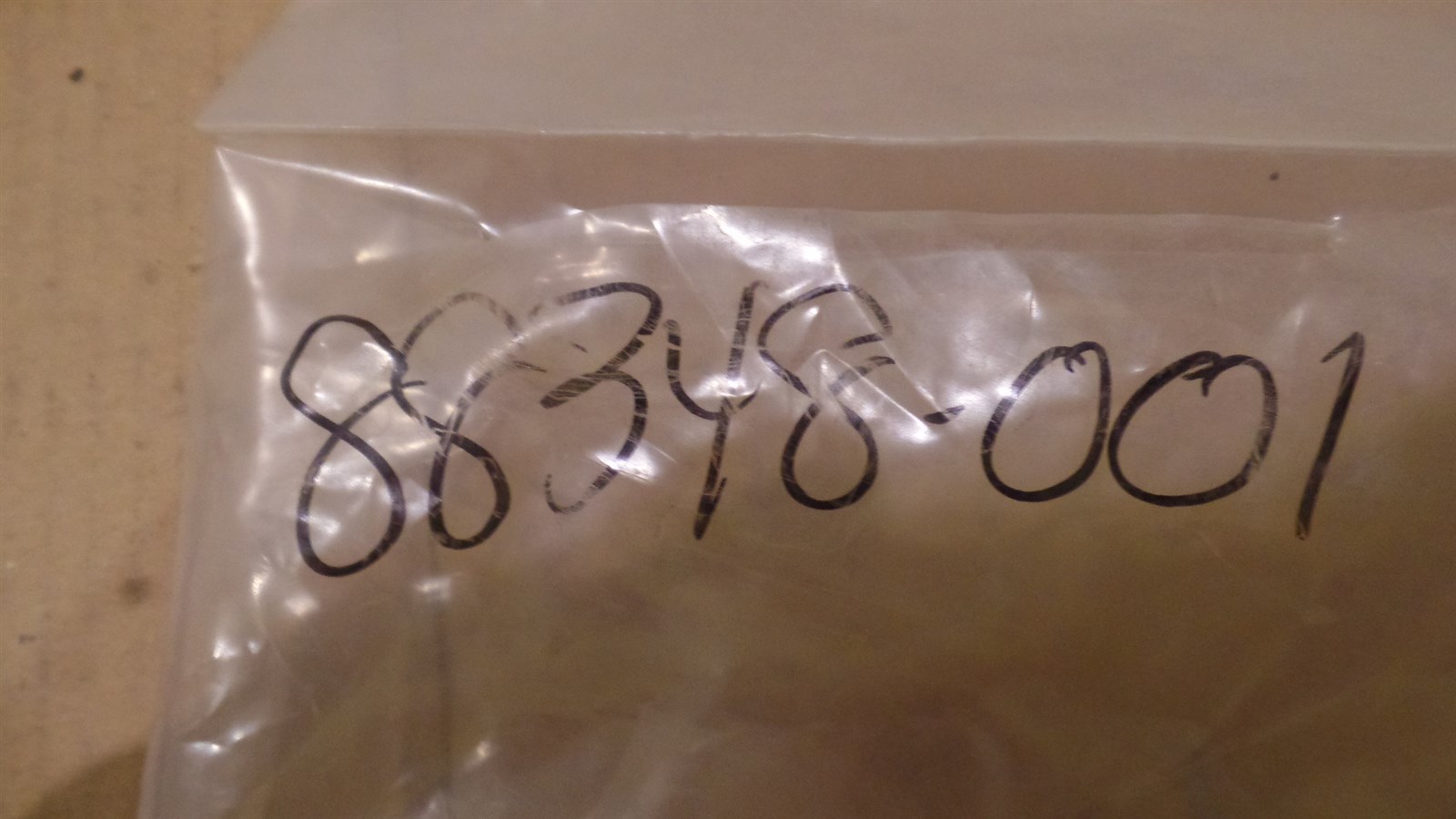 HD10-9-16P SERIES CONNECTOR, DEUTSCH, 9 CAVITY CONTACT. 88348-001 N.O.S.