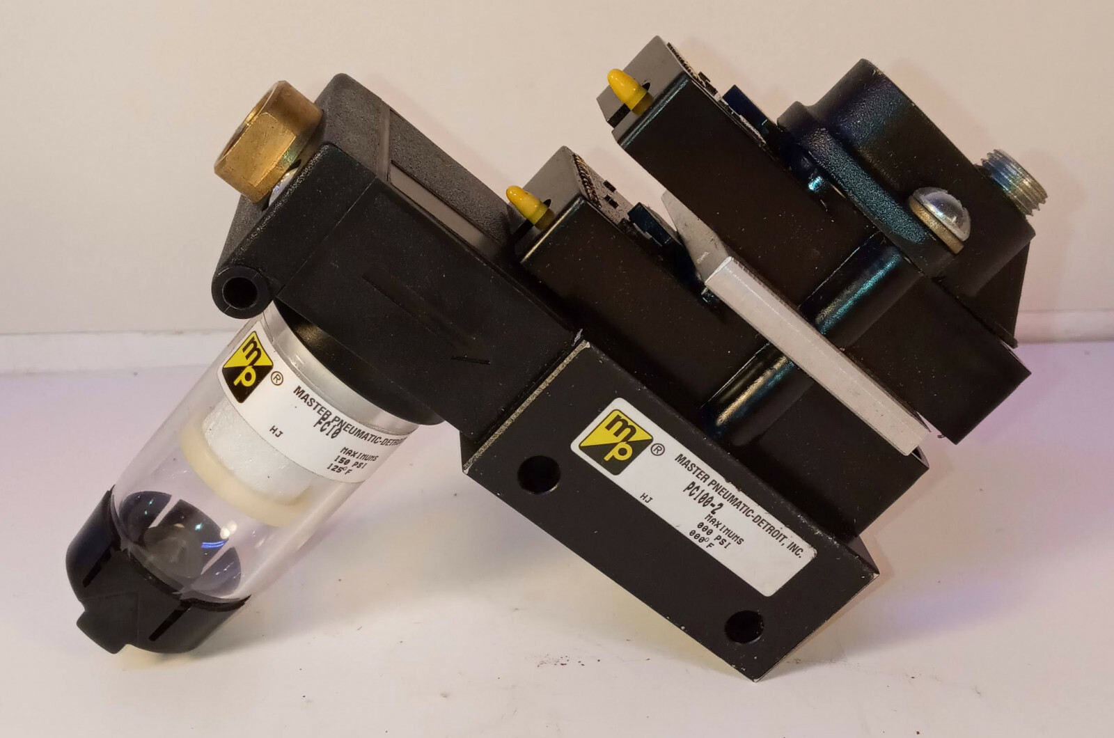 1 NEW MASTER PNEUMATIC PC100-2 CONTROLLER ASSY NIB ***MAKE OFFER***