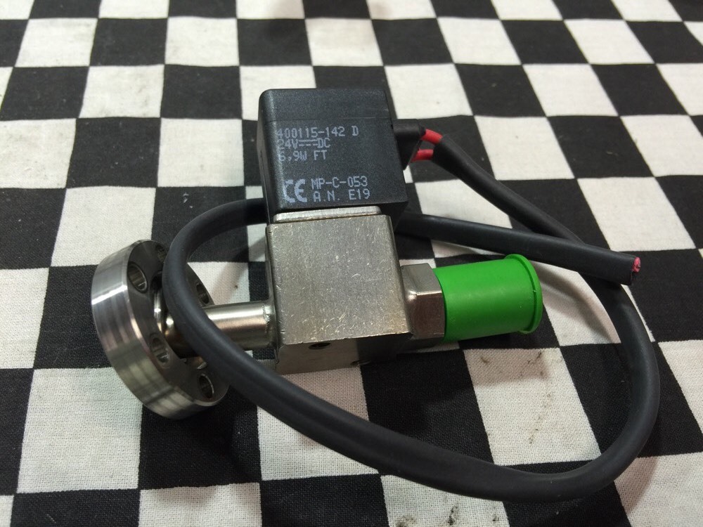 Asco Sub-miniature Solenoid U8225B5V, 1/4″ MVCR x 1-1/3″ CF, 400115-142D #126J