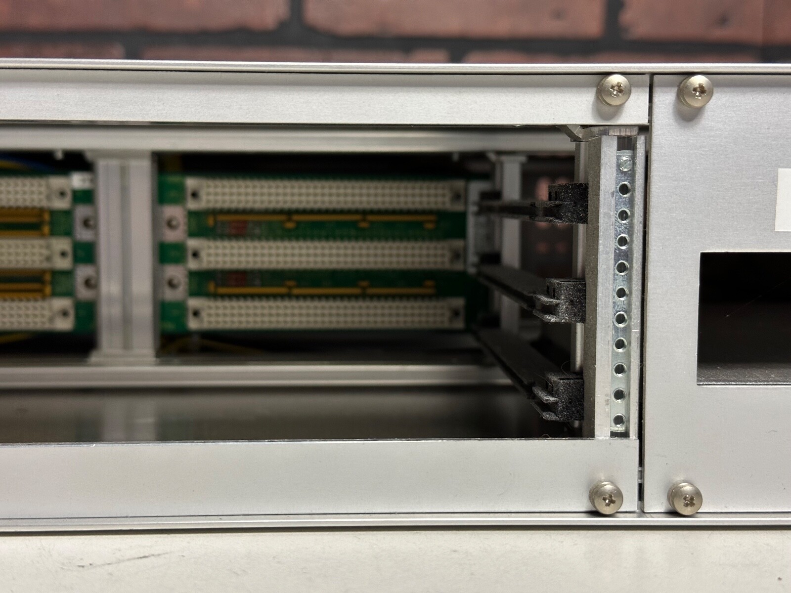 ELMA Rack-Mount 3-Slot VME Chassis w/ HD Provision 14V-0216-RDH03J12D-P150