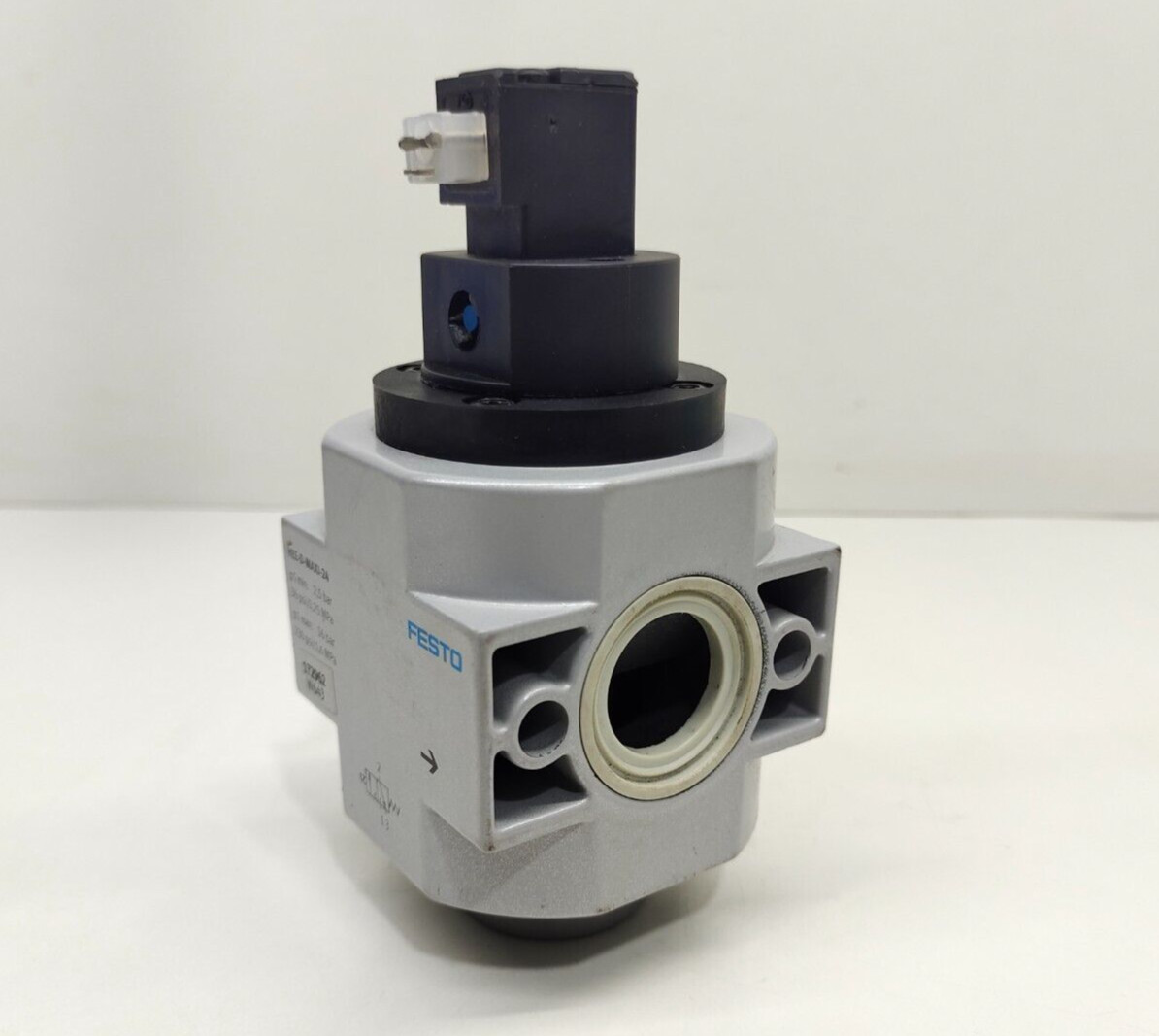 Festo HEE-D-MAXI-24 172962 safety start valve (FREE SHIPPING)