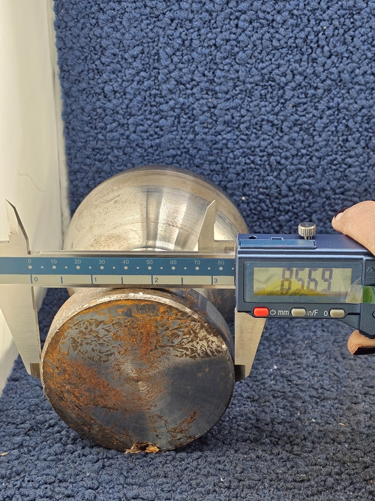 Ball Head, 85.69mm Base Diameter x 101.14mm Ball Diameter