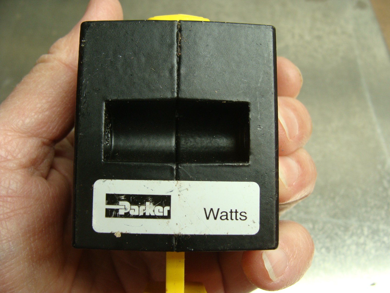 PARKER WATTS PNEUMATIC LOCKOUT VALVE SV75-03 300PSI 3/8″
