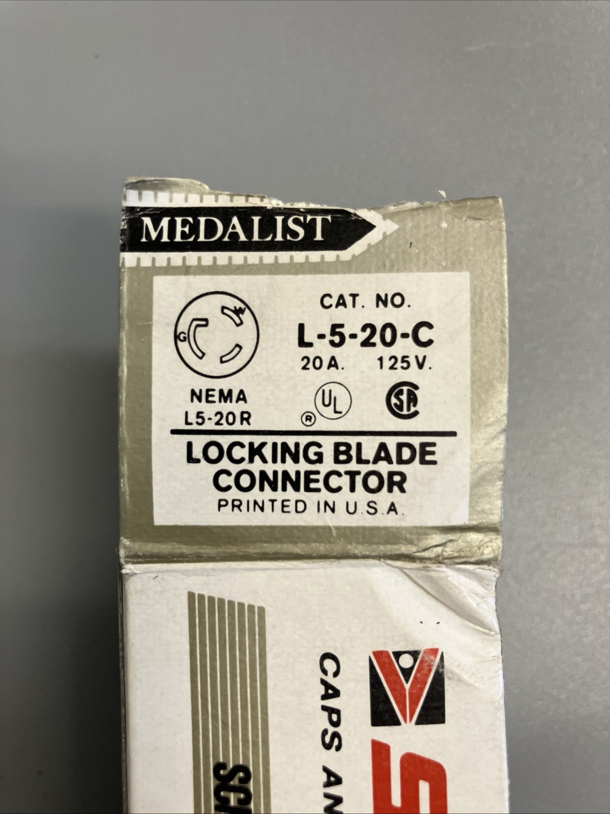 SLATER L-5-20-C NEMA L5-20R 20A 125V LOCKING BLADE CONNECTOR FEMALE CORD END