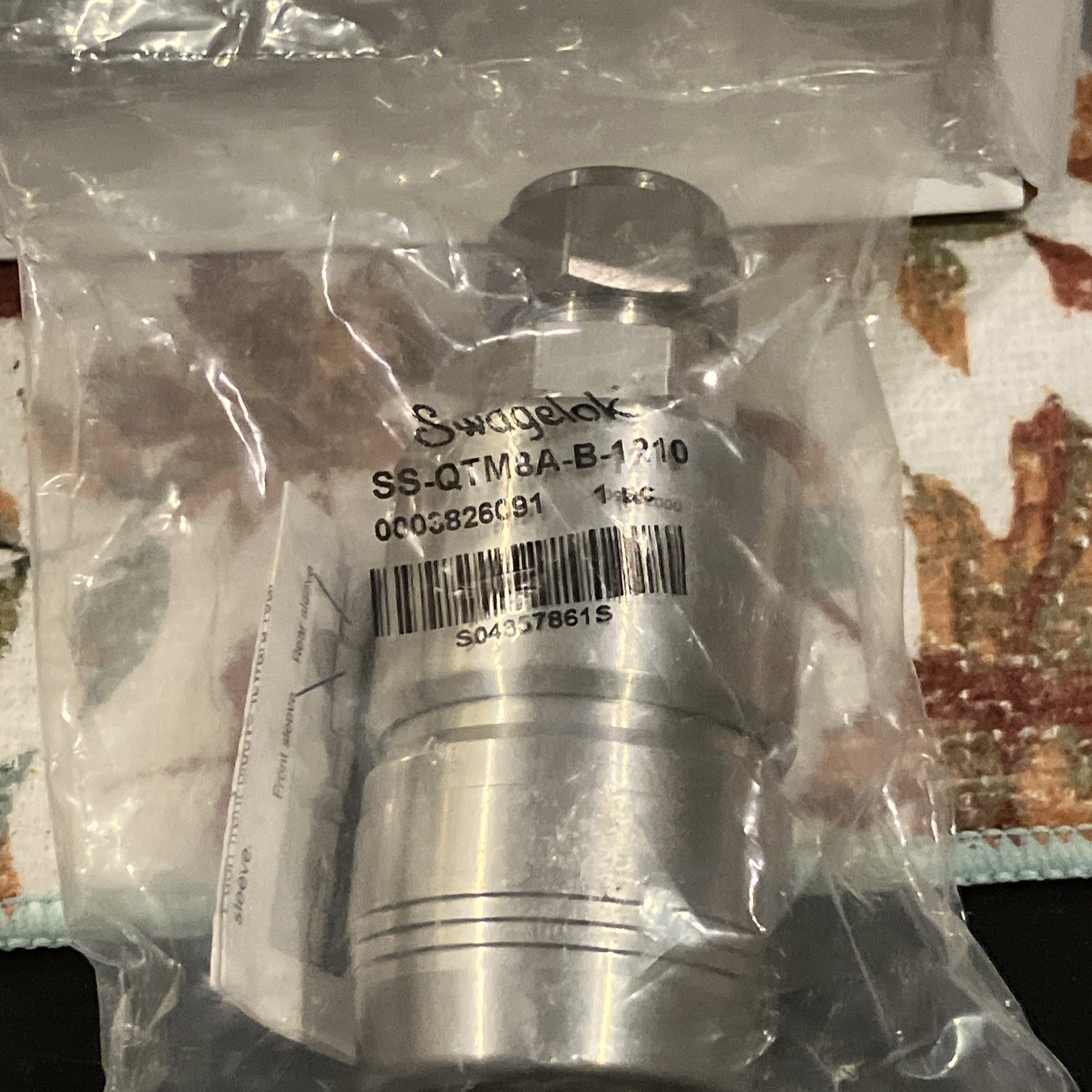Swagelok Quick Connect Body 3/4″, SS-QTM8A-B-1210, SSQTM8AB1210,
