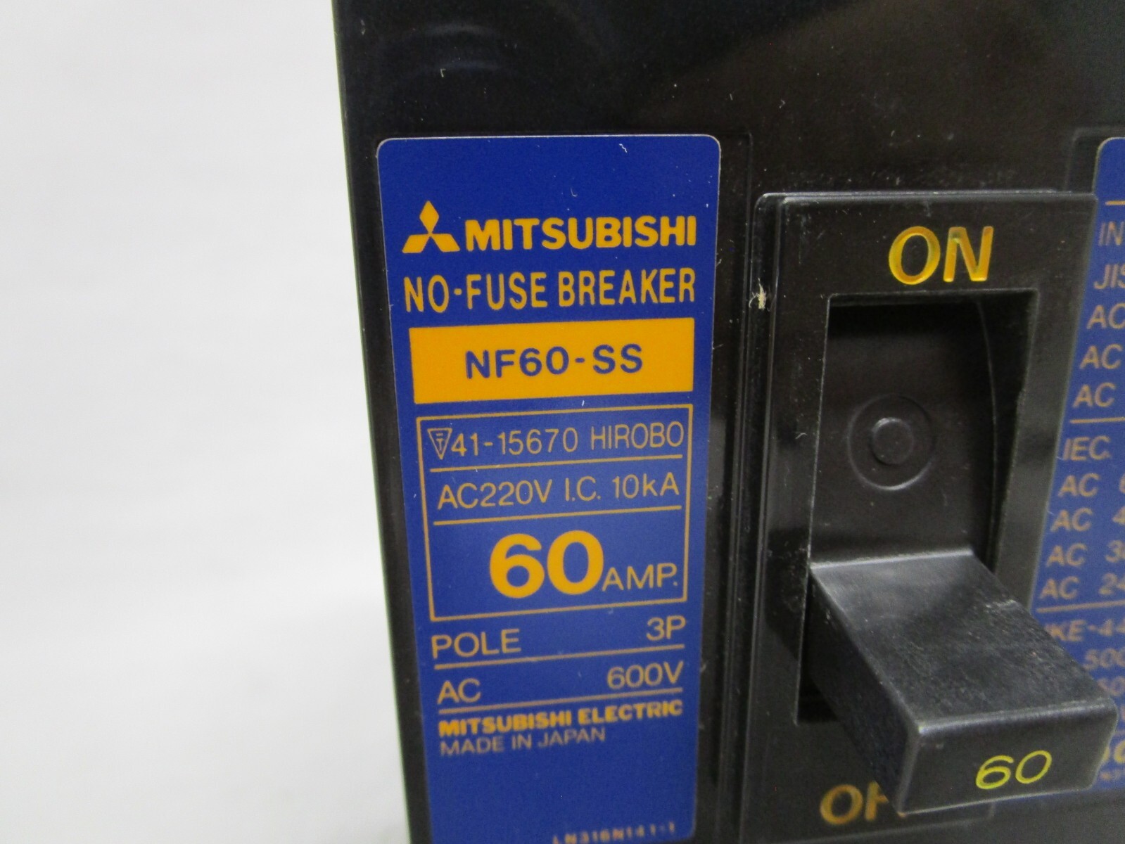 NEW MITSUBISHI NF60-SS NO-FUSE CIRCUIT BREAKER 60A 3P 600V