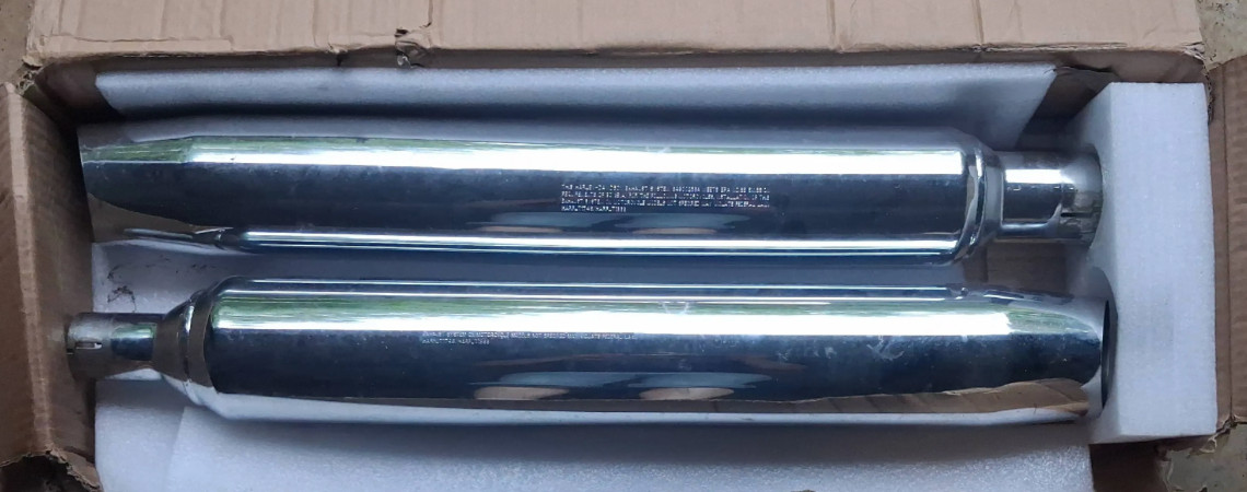 OEM Harley-Davidson Touring Exhaust Pipes Muffler-#64900236A, T1746/T1868
