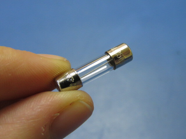 LITTELFUSE 0218.100HXP Qty of 20 per Lot 100mA 250V AC DC Fuse Cartridge Gla