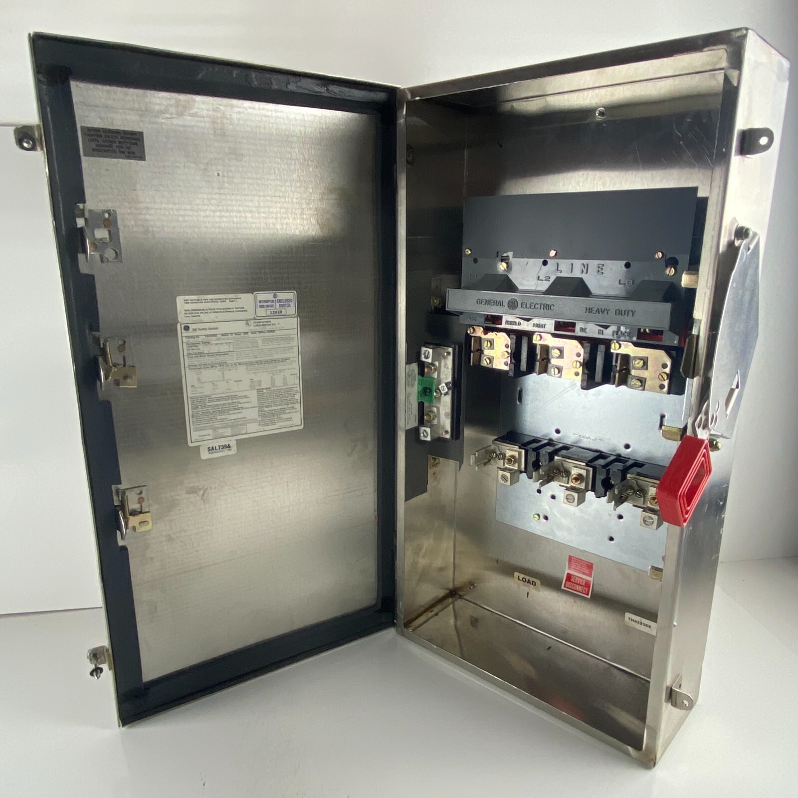 GE TH4323SS SS Heavy duty safety switch fusable 3P 100A 240V