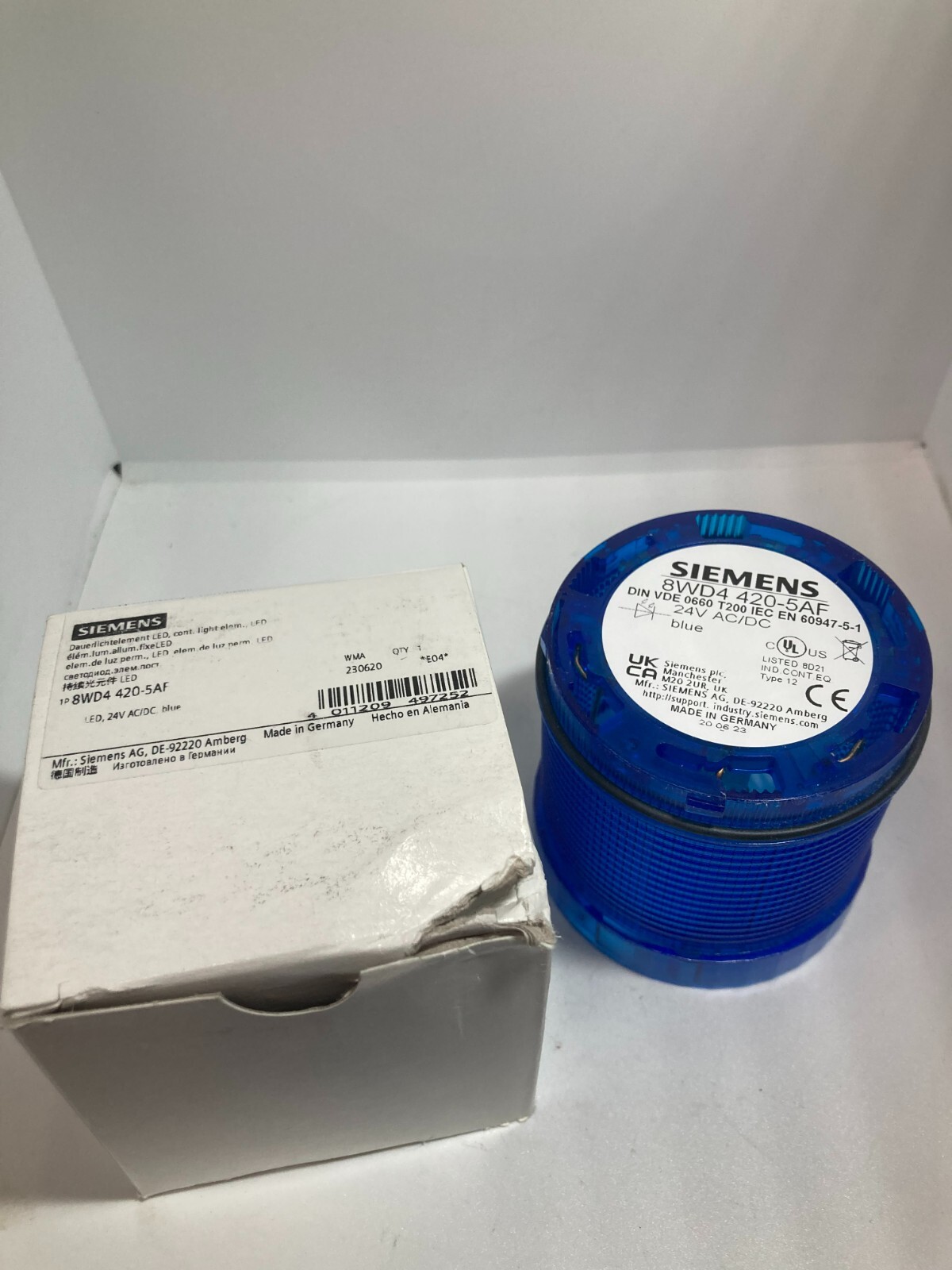 SIEMENS 8WD4 420-5AF STACK LIGHT BLUE LED 24VAC/DC NIB
