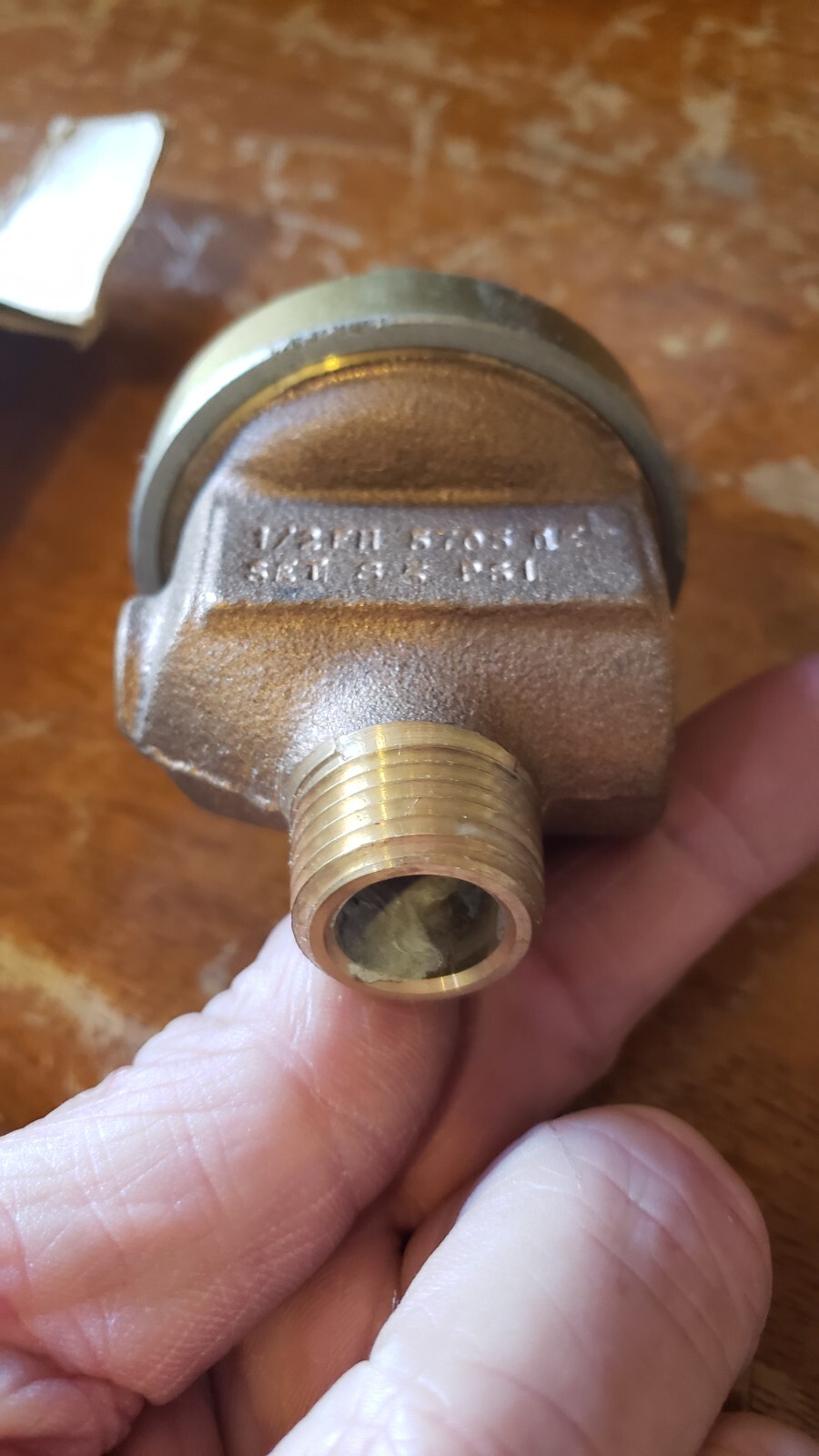 NEW Cash Acme Pressure Regulator Valve 1/2″ pipe / FH / 85 PSI Max # V5705 cc