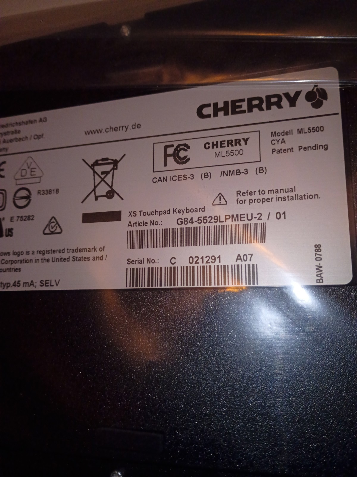 CHERRY G84-5529LPMEU-2 XS TOUCHPAD KEYBOARD -PS/2 – NEW – G84-5500