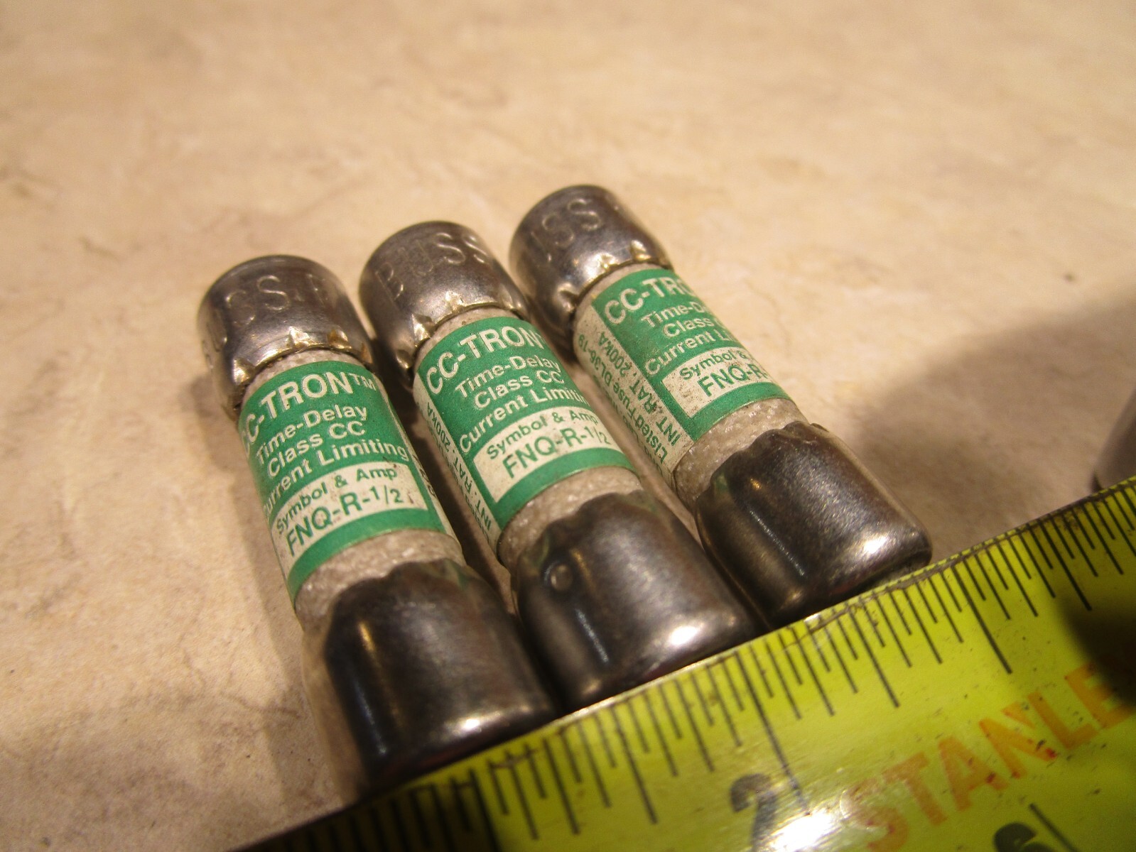 LOT OF 3 BUSSMANN FUSETRON FNQ-R-1/2, 1/2A, 600VAC CLASS CC FUSES, T0183