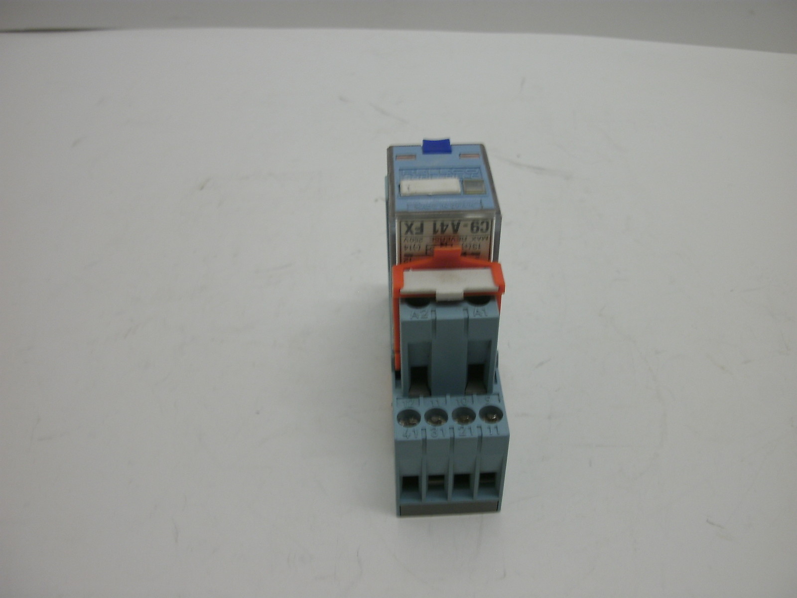 RELCO S9-M W/C9-A41 FX/DC24V RELAY SOCKET BASE W/RELCO RELAY 6A250V 10A 400V