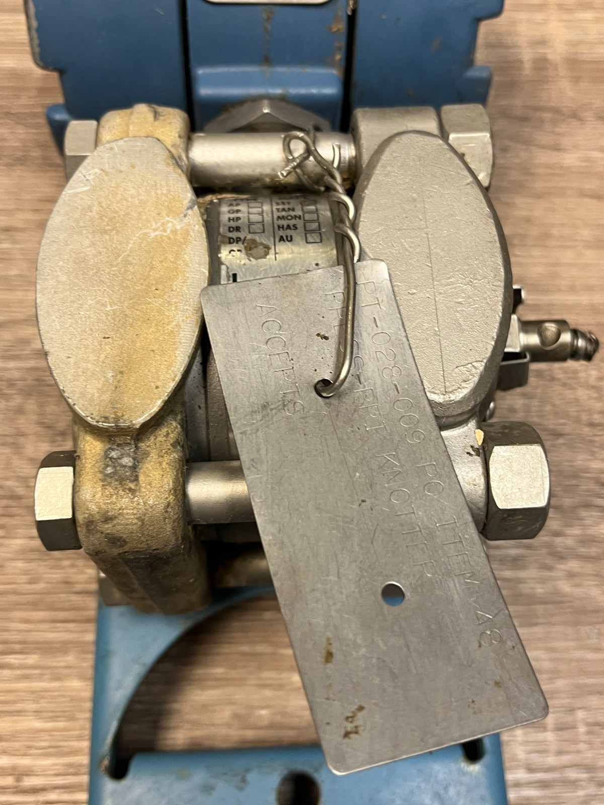 Rosemount 1151GP6 0-400 PSI HART Transmitter w/Plate