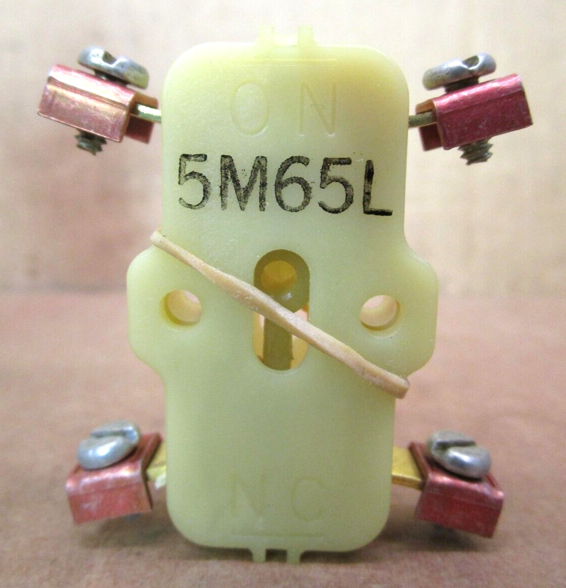 Ward Leonard 5M65L N.O.-N.C. Low Power Auxiliary Contact Assembly 50997LR
