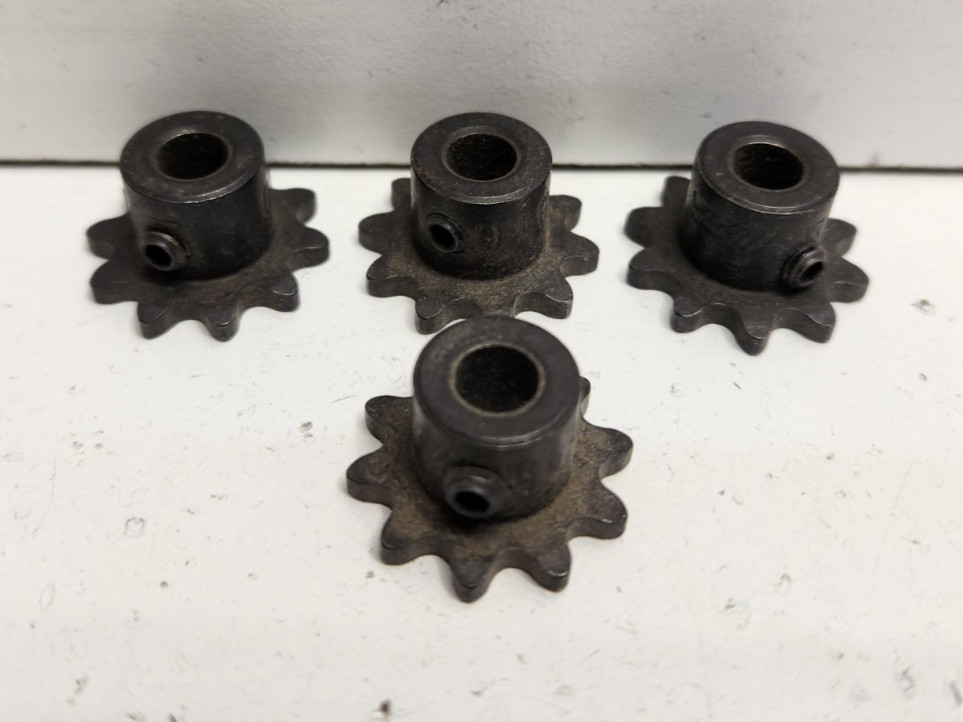 LOT OF 4 GUARANTEED! MARTIN 1/4″ BORE SPROCKETS 25B10-1/4