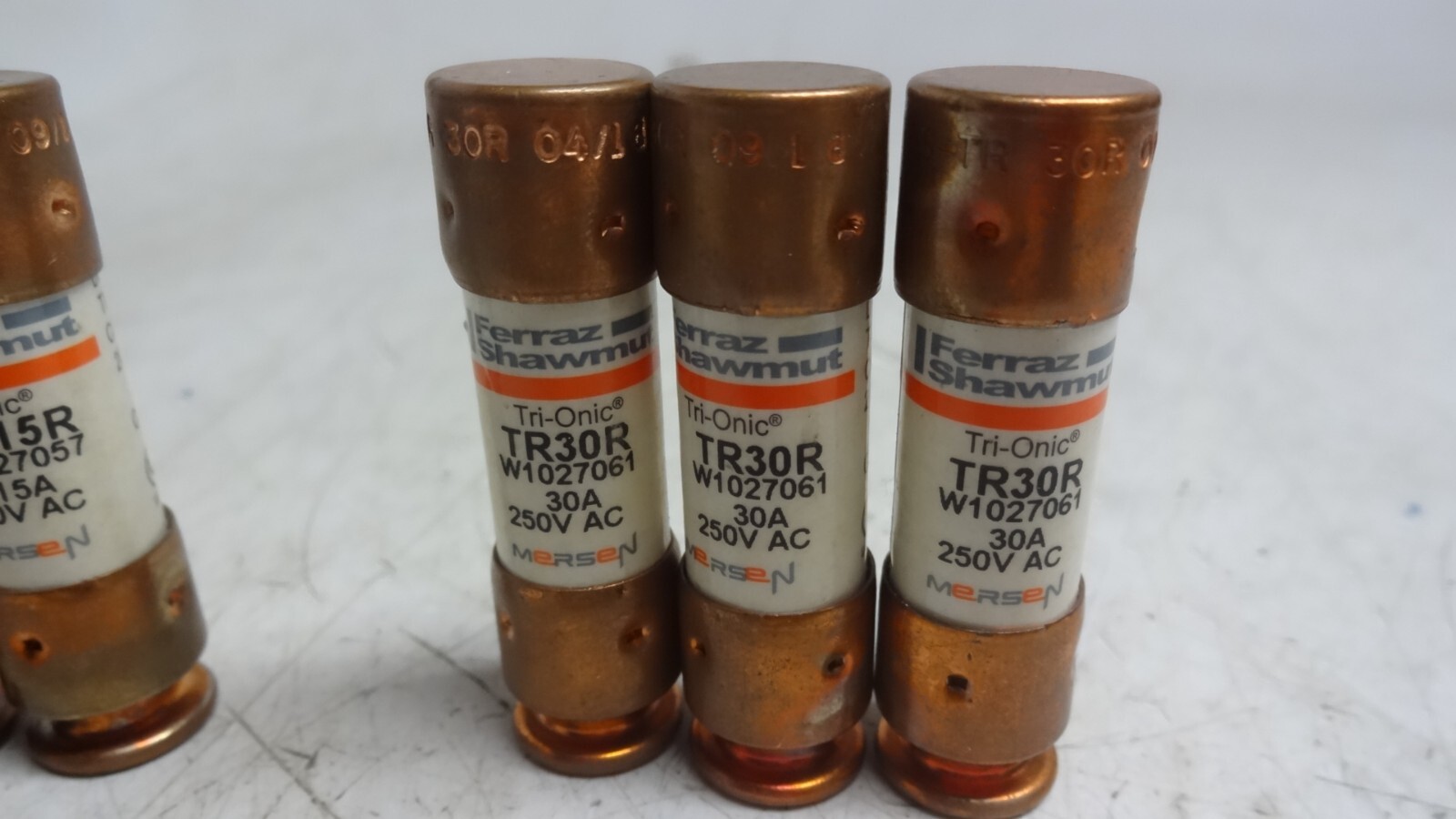 Lot of 5 TR15R Lot 0f 3 TR30R Ferraz Shawmut Tri-onic Time-Delay Fuses 250V