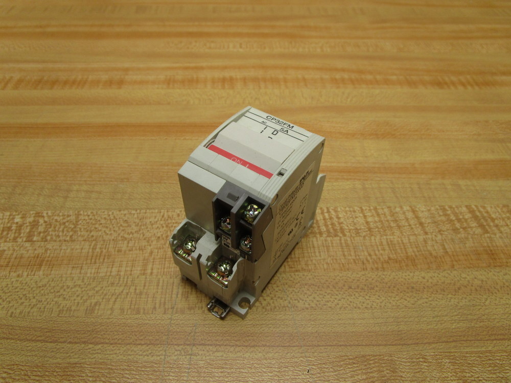 Fuji Electric CP32FM/5WD 5A Circuit Breaker CP32F-M005