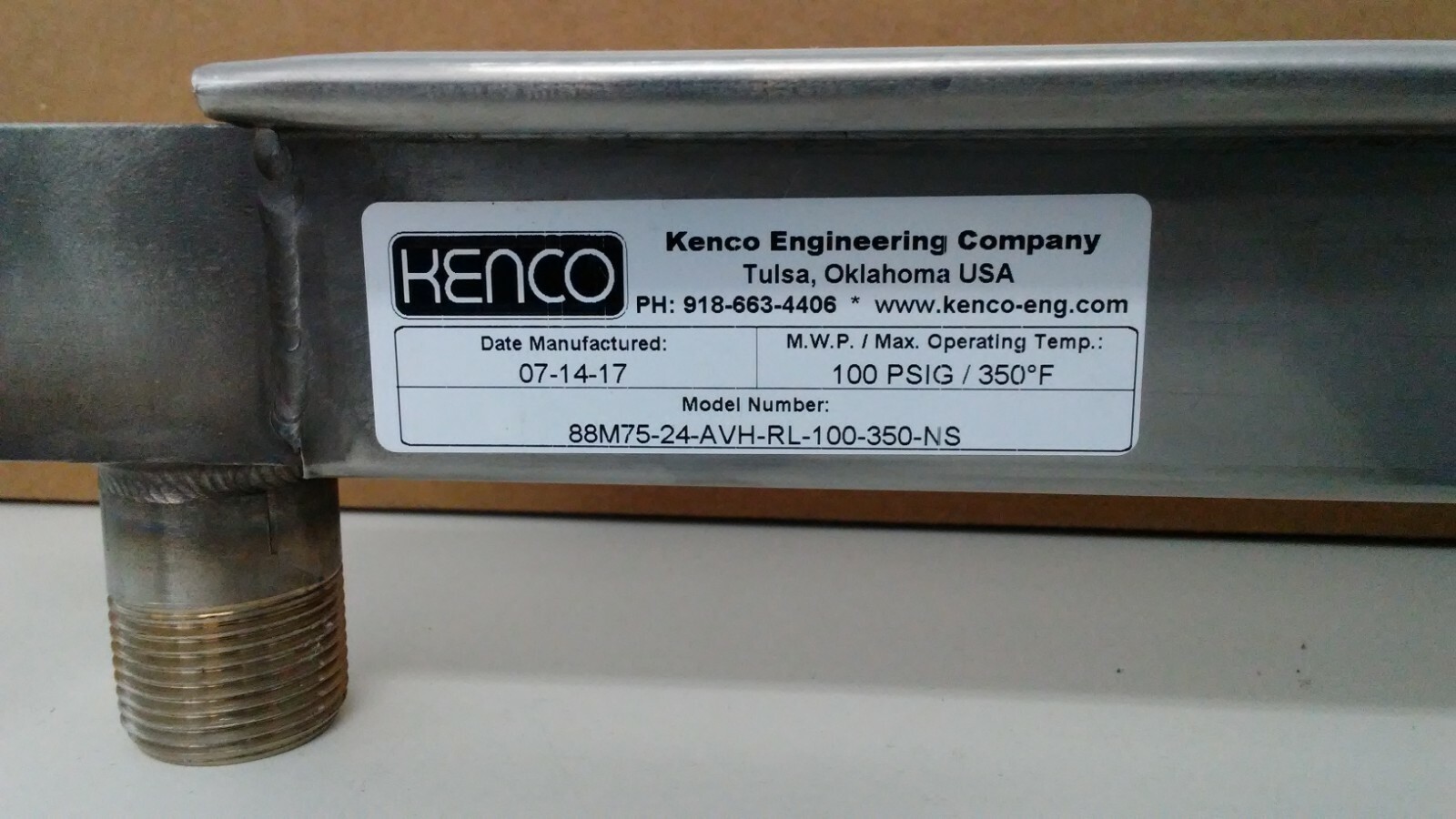 NIB! KENCO 100-PSIG 0-22″ AMBIENT FLOW METER GAUGE 88M75-24-AVH-RL-100-350-NS