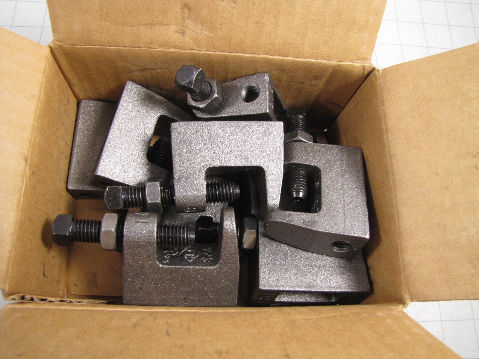 10-pk Caddy 310 Universal Beam Clamp Thick Flange for 1/2″ Rod 1-1/4″ Max Flange