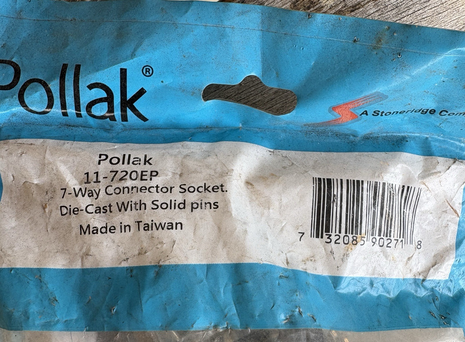 Pollak 7-Way Connector Socket, 11-720EP, Die Cast With Solid Pins Packaged
