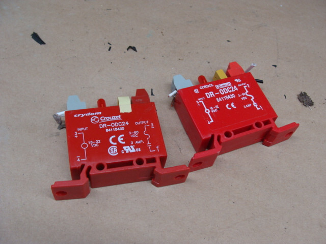 LOT OF 2 CRYDOM CROUZET DR-0DC24 SOLID STATE RELAYS IN 18-32VDC OUT 3-60VDC