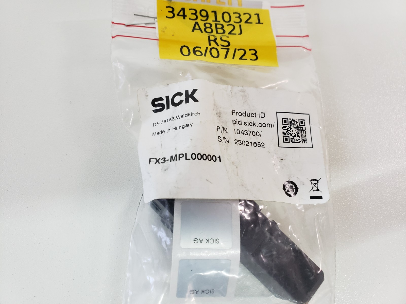 UNUSED – SICK FX3-MPL000001 Sensor
