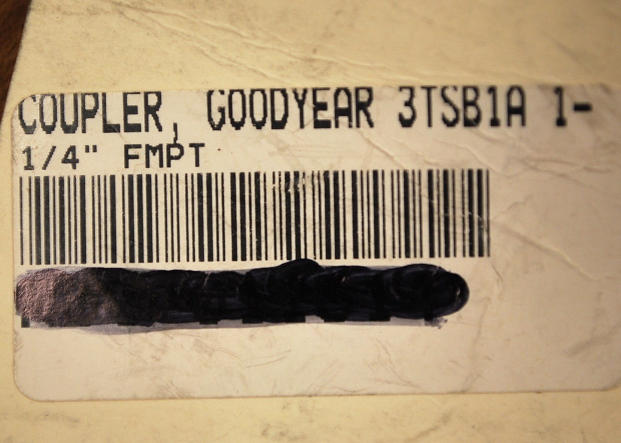 Goodyear 3TSB1A SB-2 1/4 inch FMPT Coupler – NEW