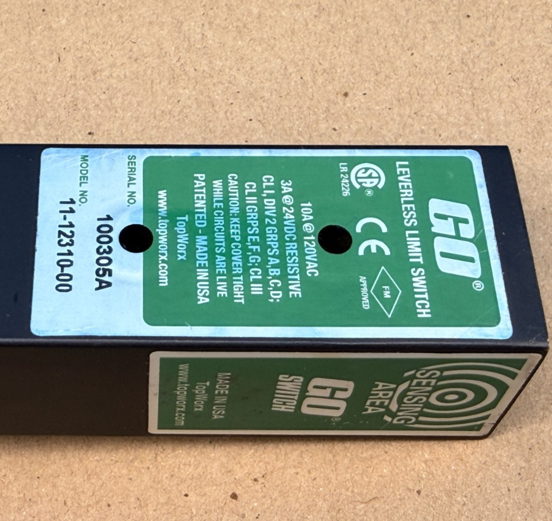 GO Switch TopWorx 11-12310-00 Leverless Limit Switch 10A 120VAC FM USA