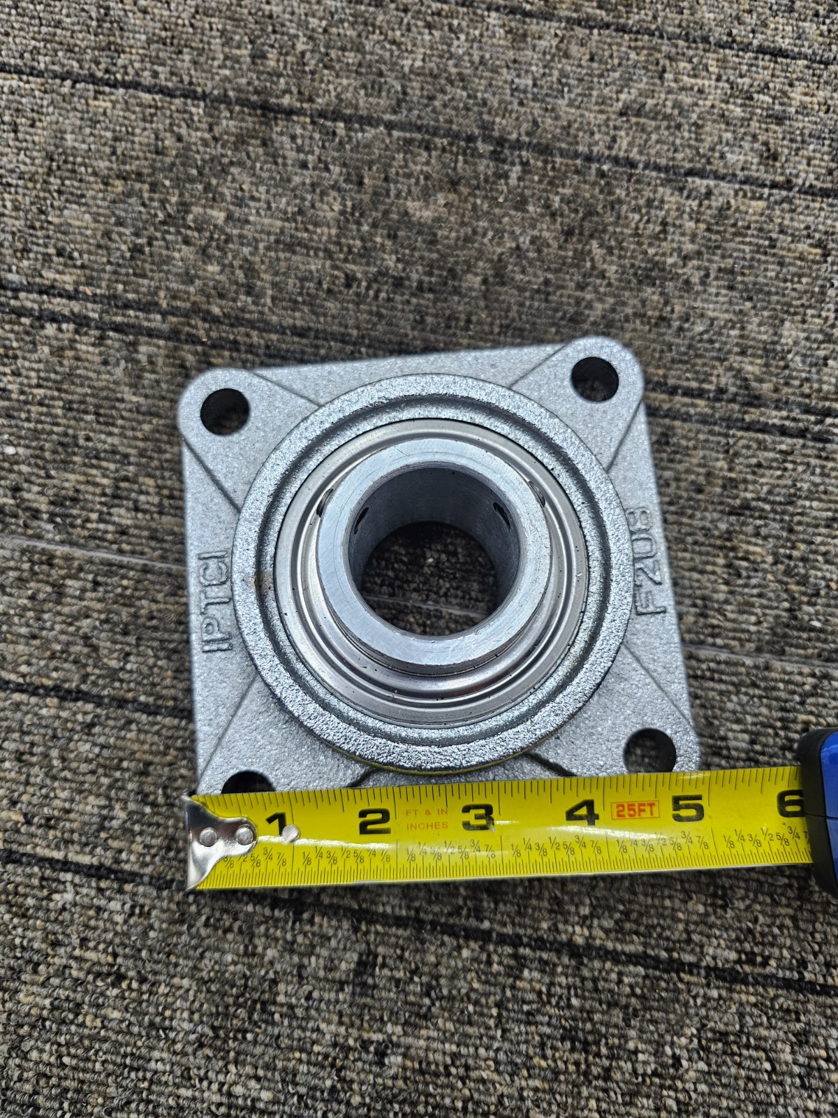 IPTCI F208 4 BOLT FLANGE PILLOW BLOCK BEARING 1.375″ Bore Approx