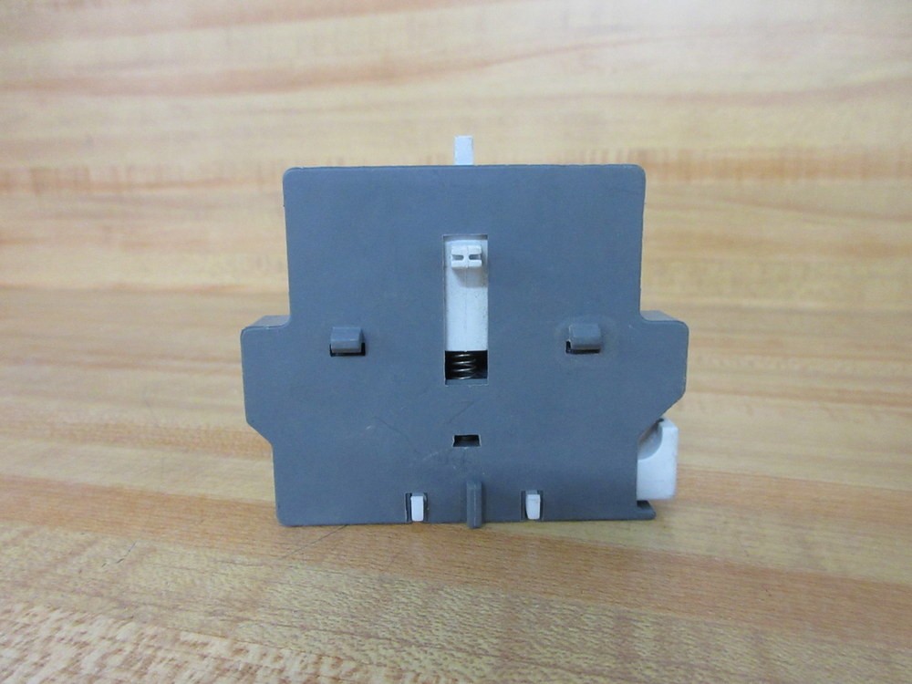 Asea Brown Boveri CEL 18-10-W0,1 ABB Auxiliary Contact CEL1810W01