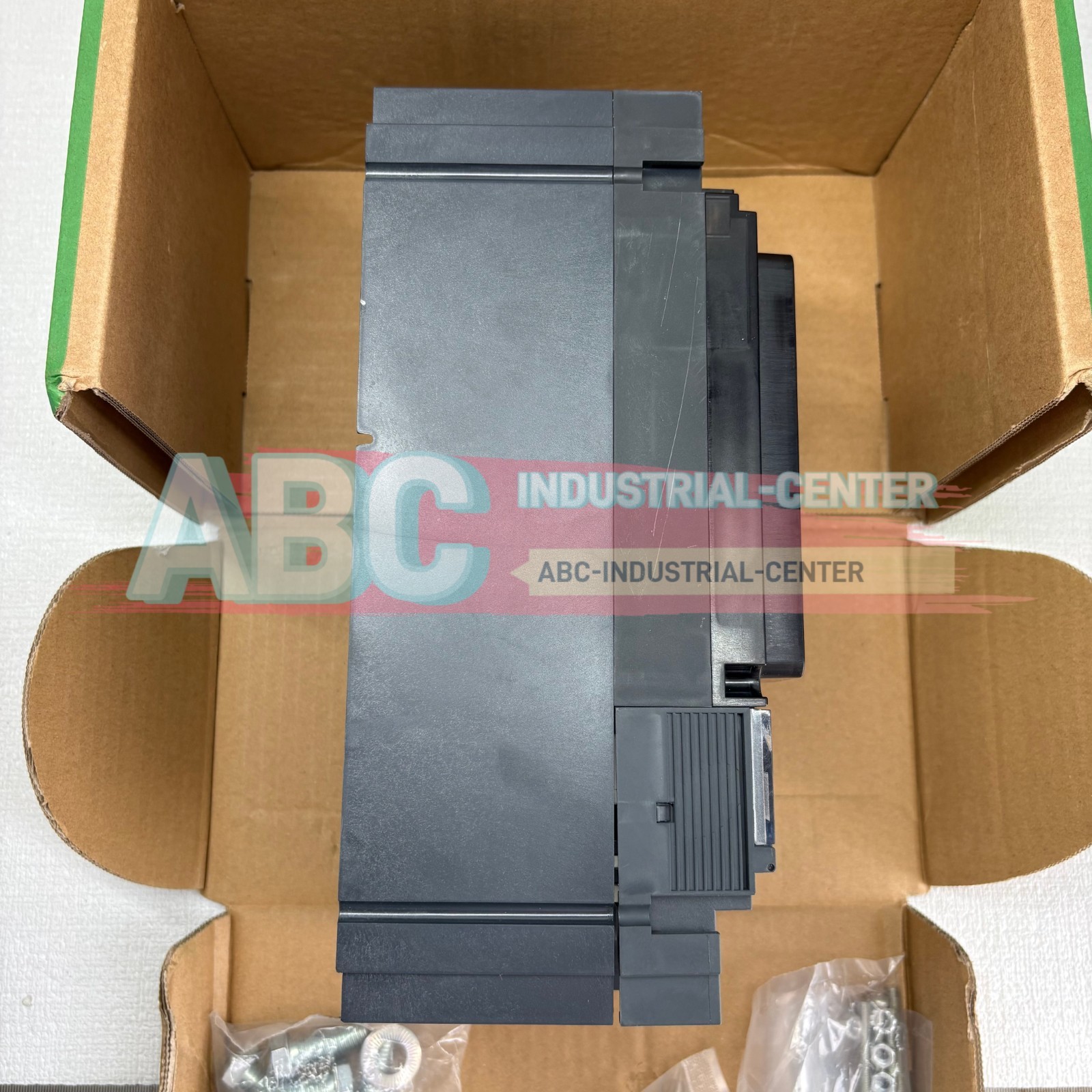 1PCS New Schneider C40F32D400 NSX400F 3P 400A Molded Case Circuit Breaker (MCCB#