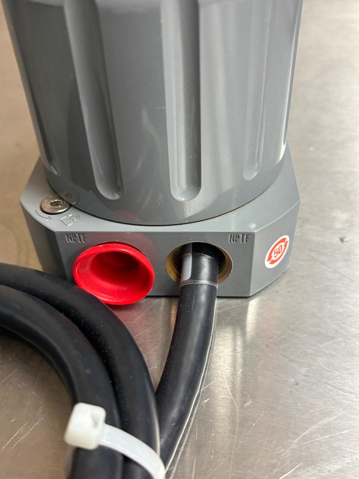Emerson Tescom ER5050SI-1 Electropneumatic Actuator Controller, Series ER5000