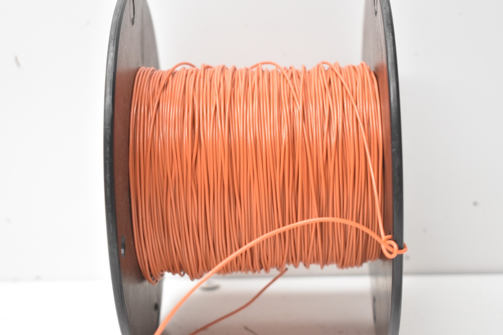 BELDEN 8503-003-100 ORANGE PVC HOOK-UP WIRE 22 AWG 100 FEET BRAND NEW WIRE