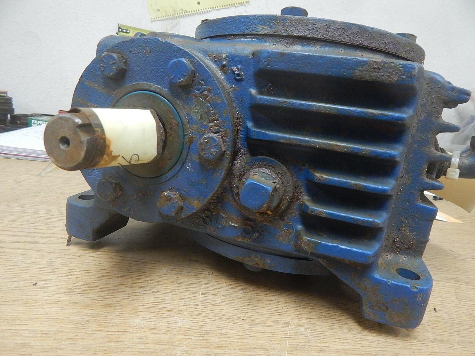 Cone Drive Gear Reducer 03380068-100-1 SHV30-7B *FREE SHIPPING*