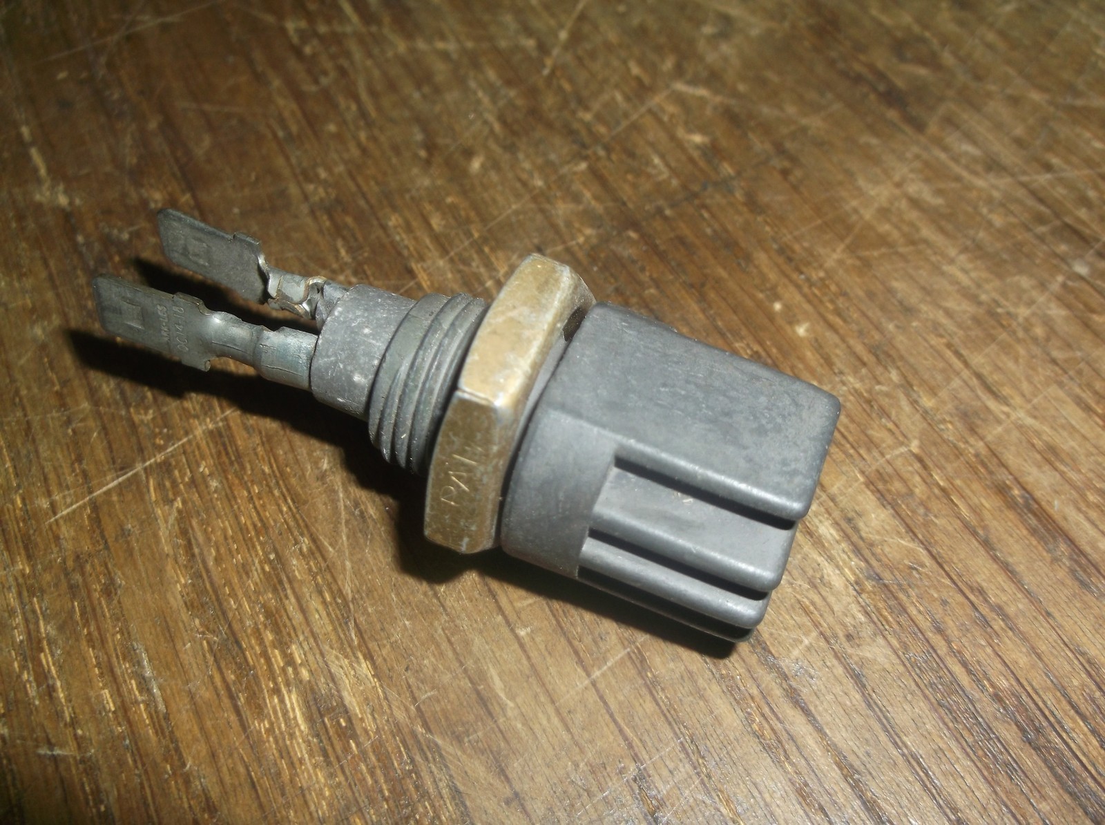 Dale 63481-320 Resistor 16 3% 25W 7632 *FREE SHIPPING*