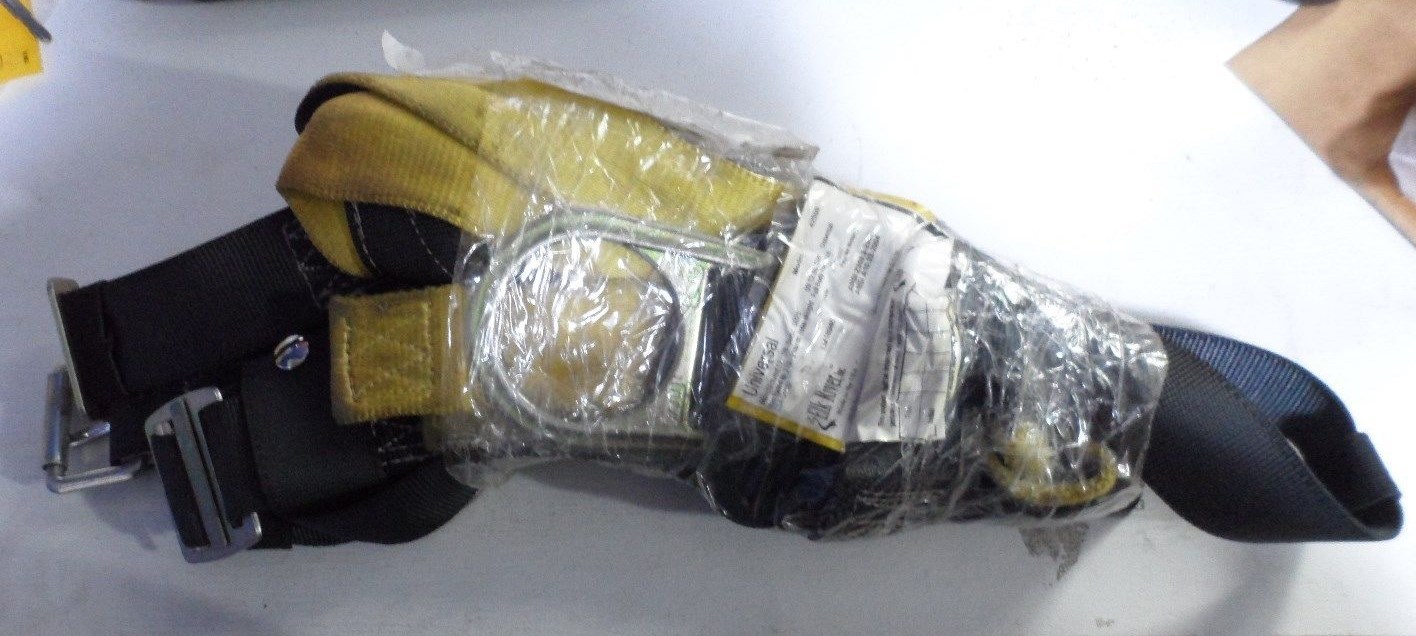 ELK RIVER UNIVERSAL FULL BODY HARNESS 310 LBS. 42559