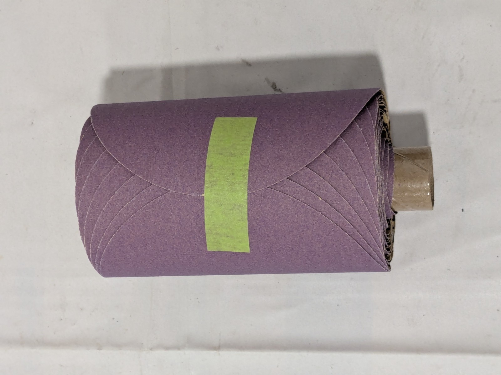 3M 5″ Dia PSA Disc Roll: 180 Grit, Premium Ceramic Alumina 7100067209