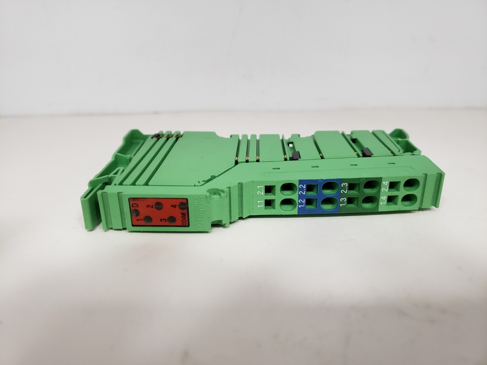 PHOENIX CONTACT IB IL 24 DO 4-ME TERMINAL BLOCK INLINE DIGITAL MODULE 2A 5V NNB