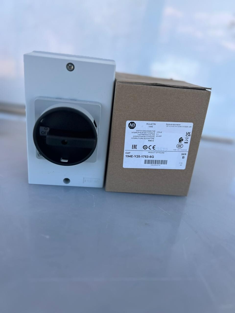 Allen Bradley – 194E-Y25-1753-6G – 25A – 3P Sealed IEC Load Switch New In Box