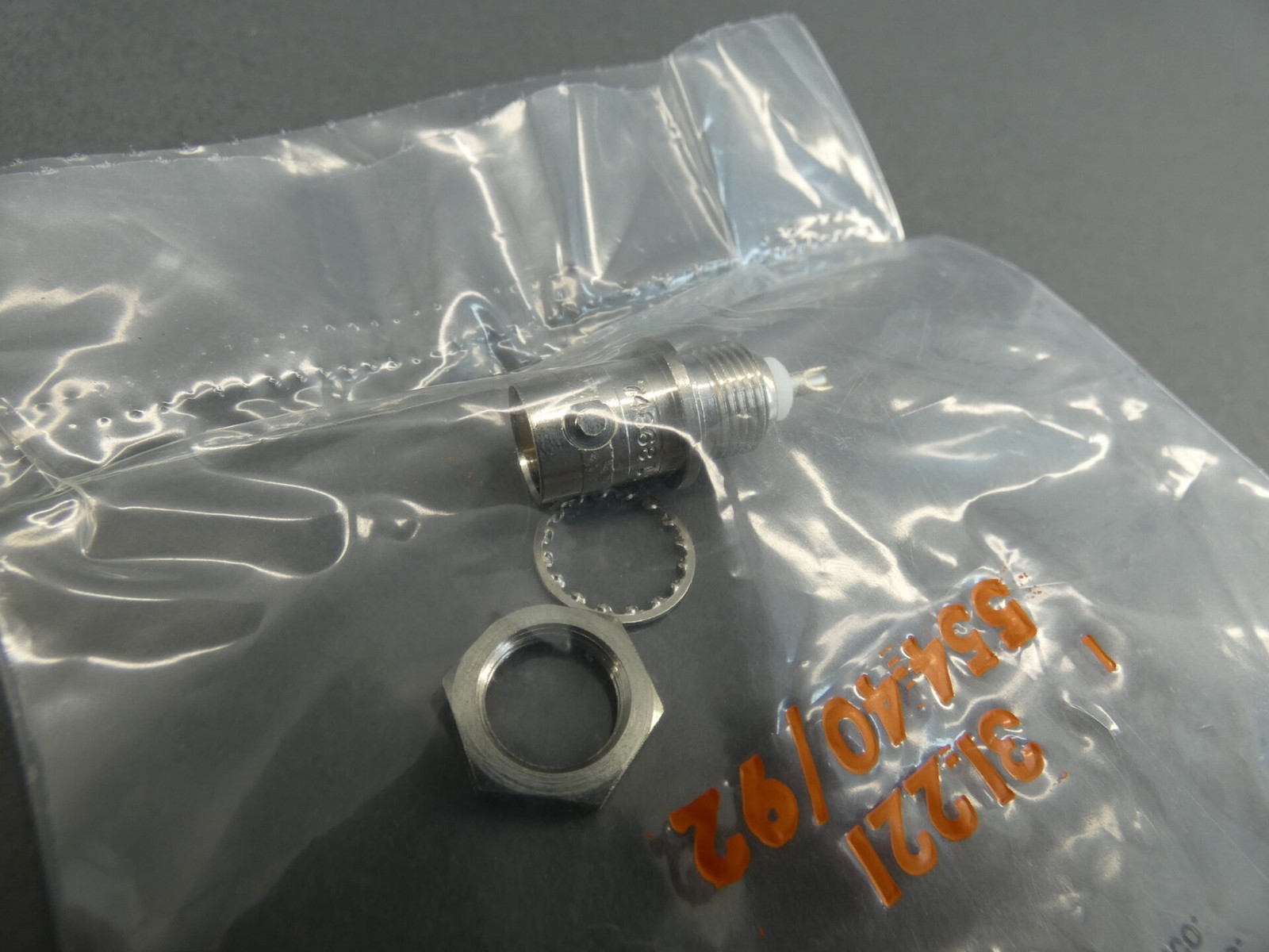 Amphenol 31-221 Straight Bulkhead Connector – NEW Surplus!