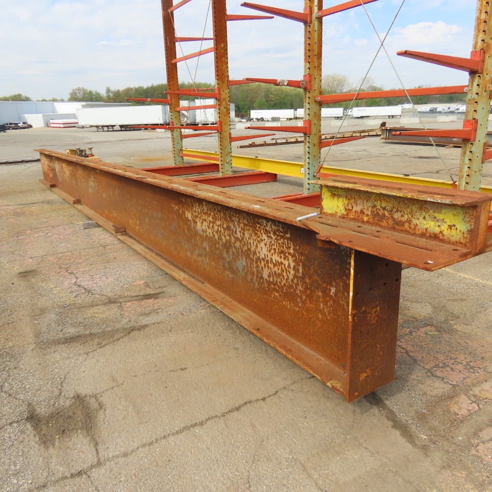 W30 x 116 Standard Steel I-Beam 0.57″ Web 34′ 3″ L x 10.5″ W x 30″ H