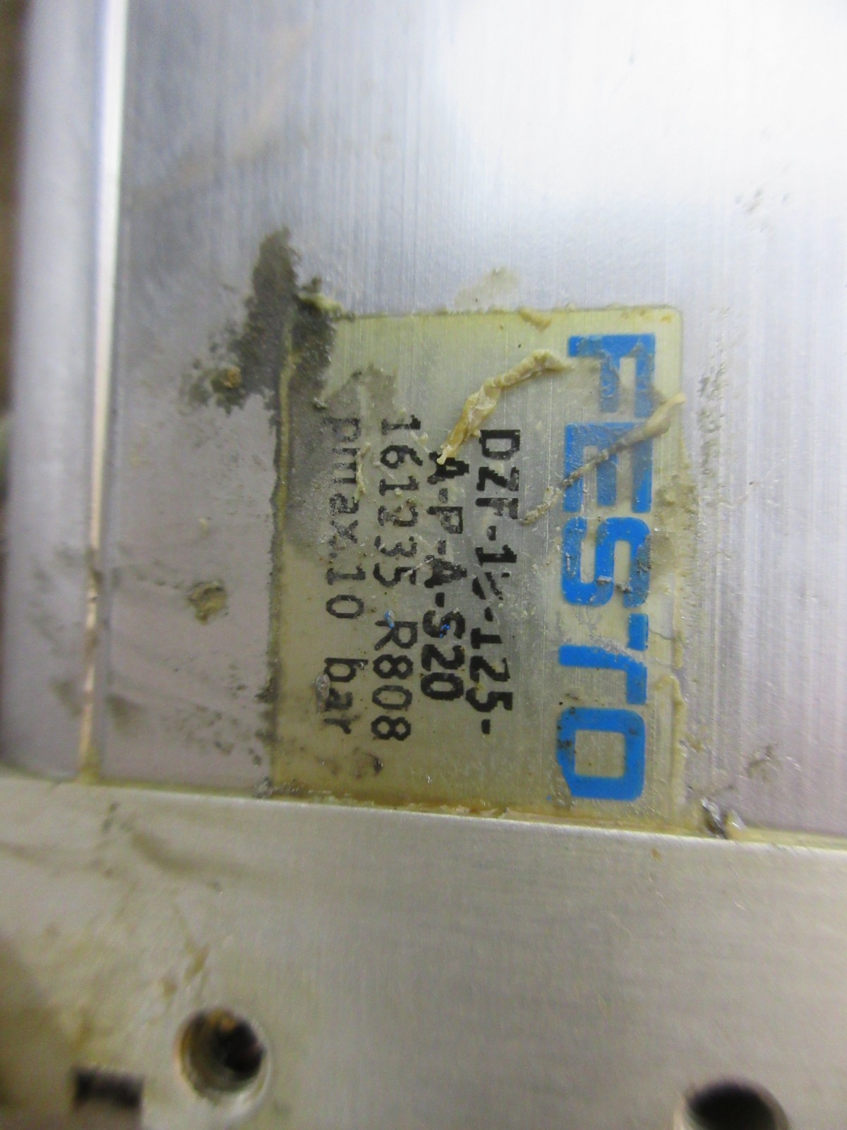 2003 SCHNEIDER SLG 50-S 2/1 CNC FESTO DZF-18-125 A-P-A-S20 CYLINDER