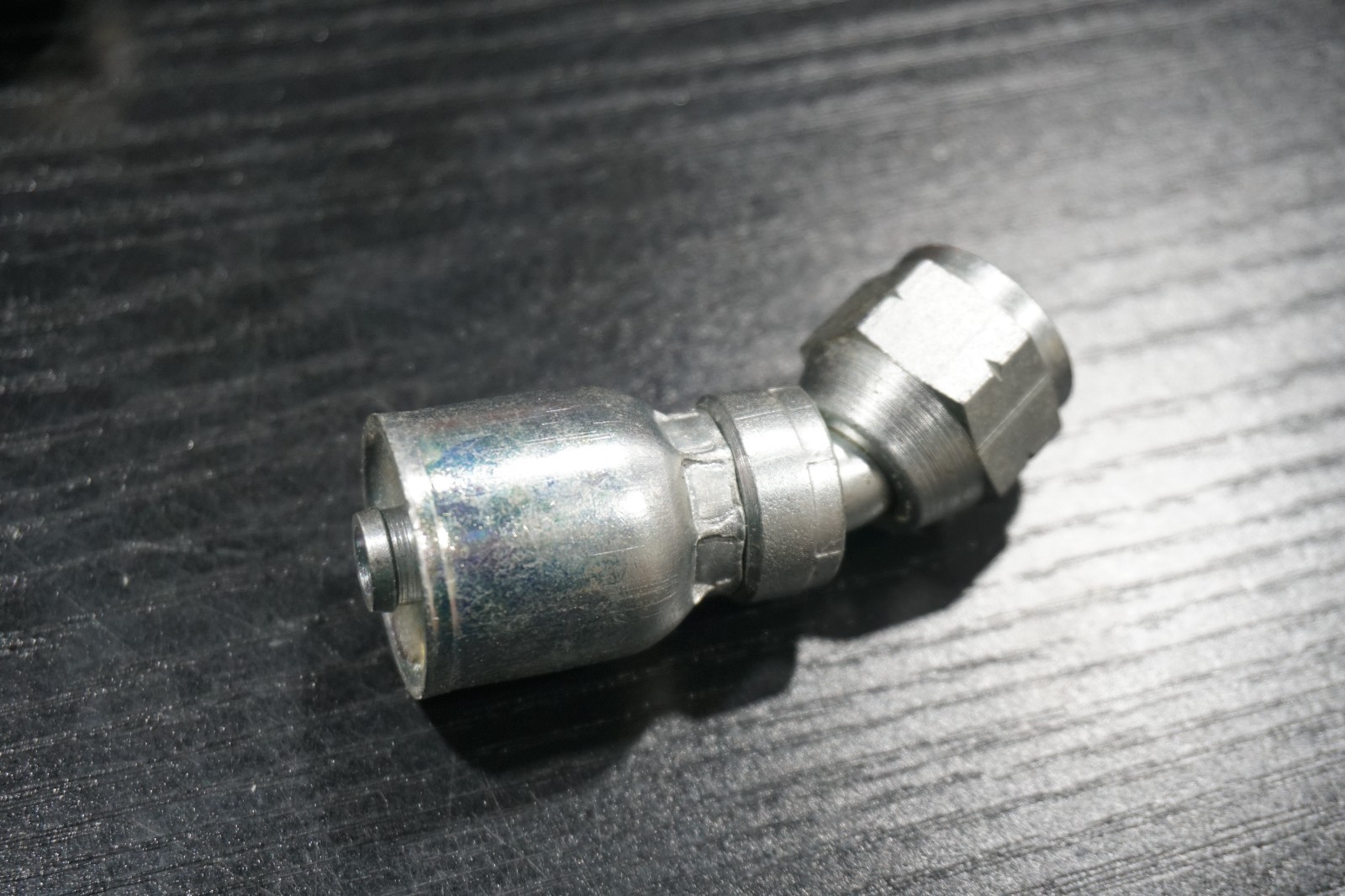 Aeroquip FJ3246-0606S FITTING-P DIN1S/SAER1 SAE45, Free Shipping