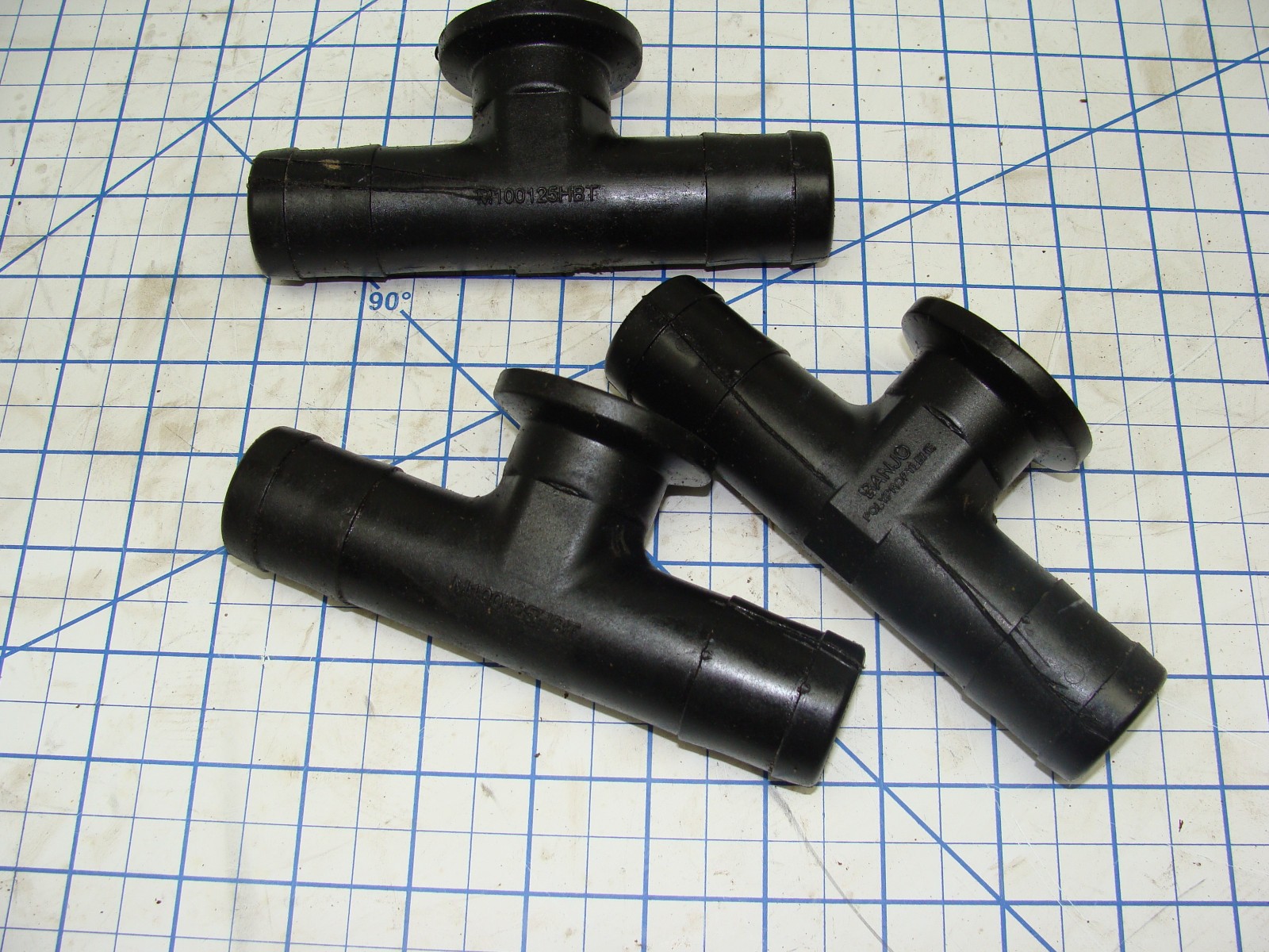 BANJO M100125HBT TEE FITTING 1″ X 1-1/4″ FLANGE 1-1/4″ X 1″ HOSE BARB LOT OF 3
