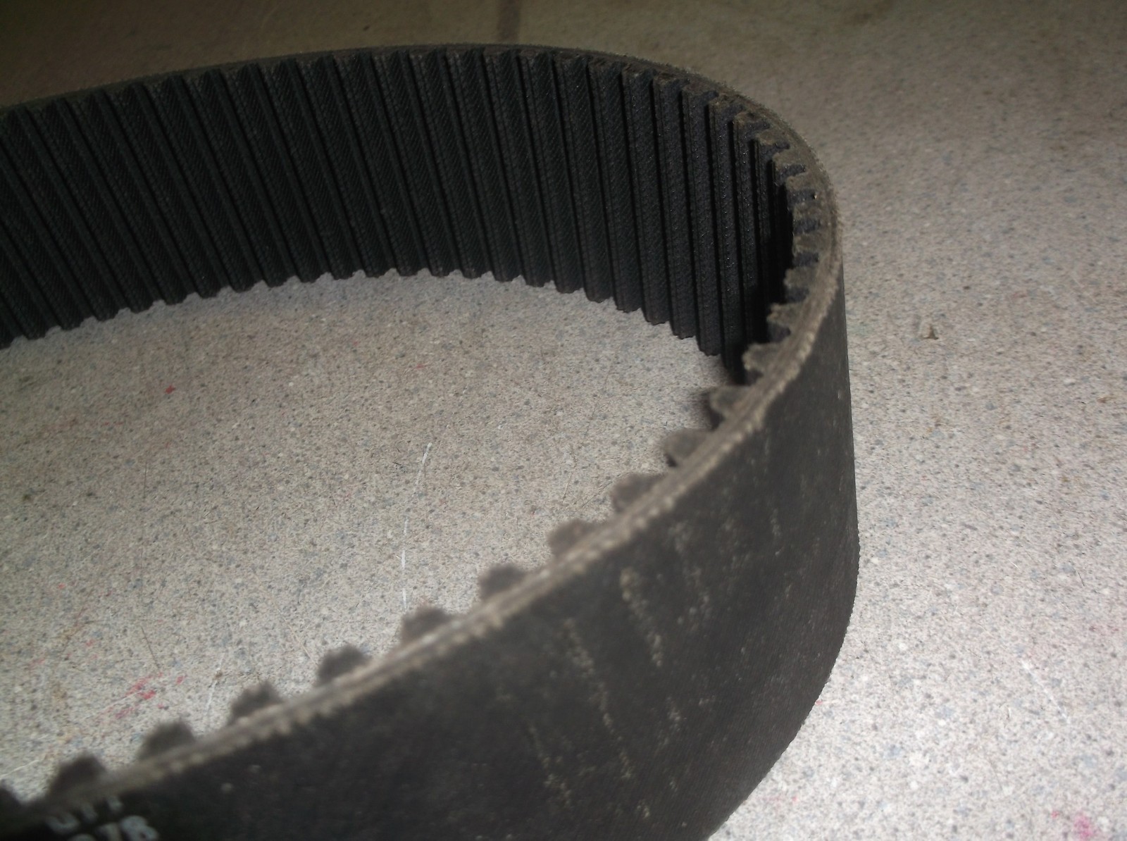 Goodyear Hawk 1040-8M-50 gearbelt 04992404 25 16705 *FREE SHIPPING*
