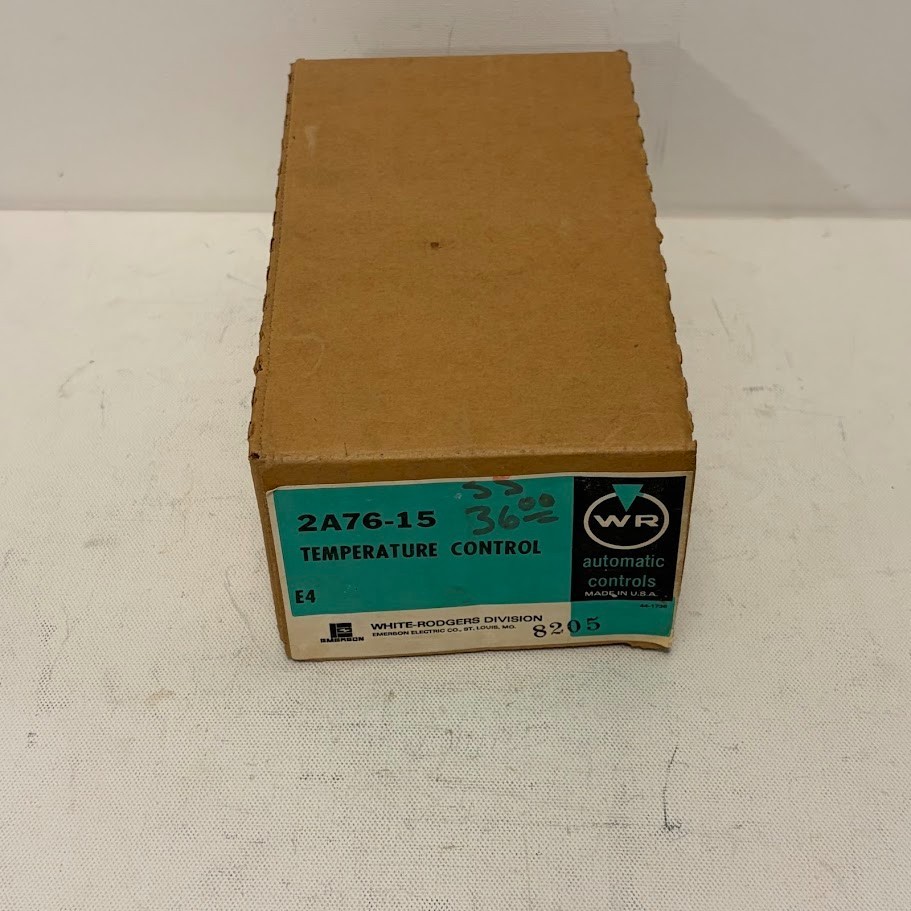 NEW – White-Rodgers 2A76-15 Single Pole Double Throw Temperature Control
